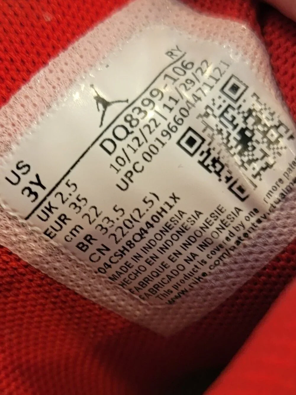 Jordan Stay Loyal 2 High Top Sneakers DQ8399-106 date code 10/12/22